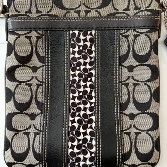 Coach Crossbody Purse - Picture 2 of 6